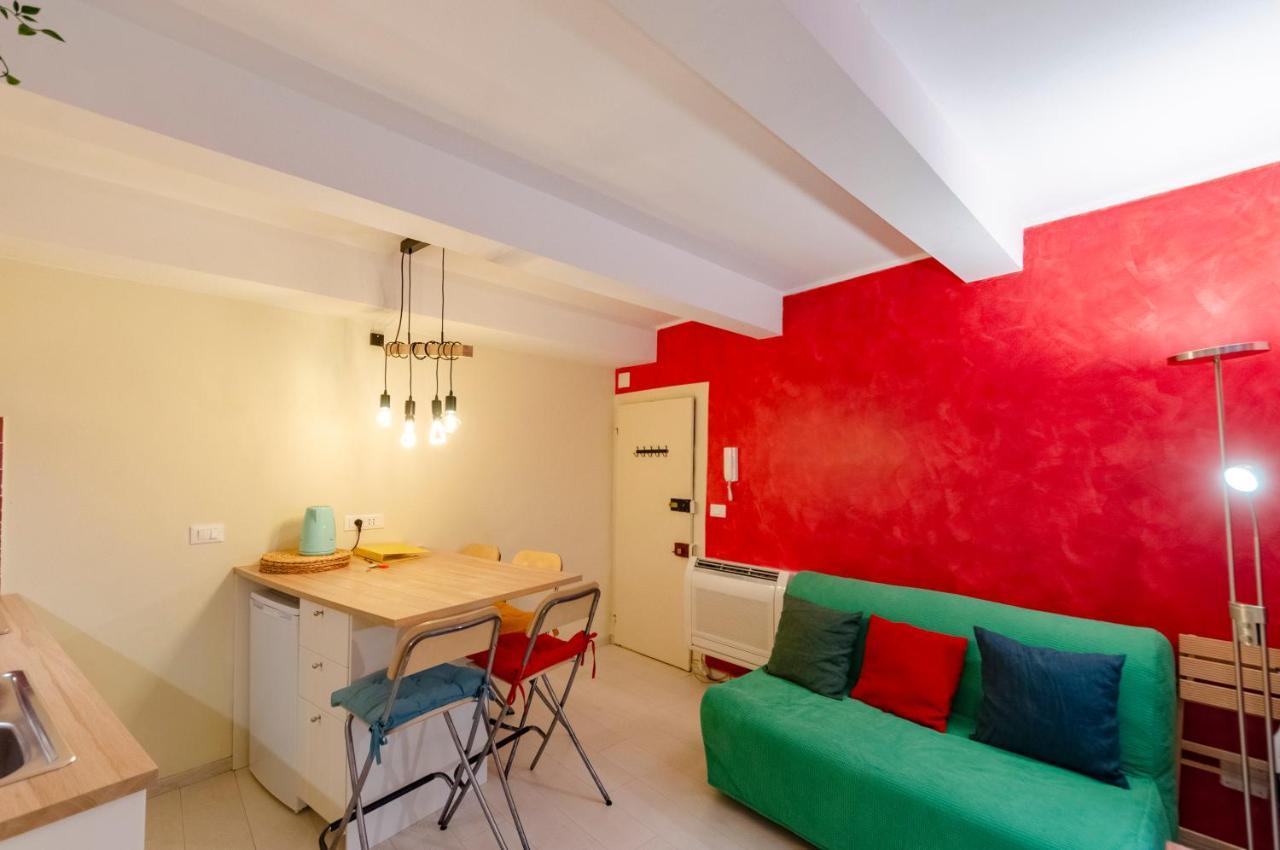 Joivy Cosy Flat In The Centre Apartment Genoa Bagian luar foto