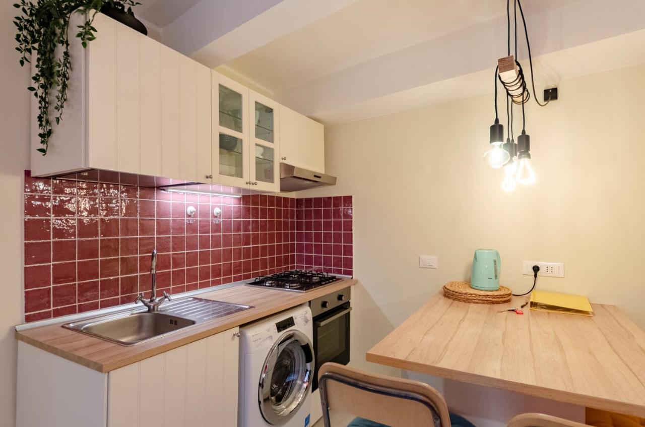 Joivy Cosy Flat In The Centre Apartment Genoa Bagian luar foto