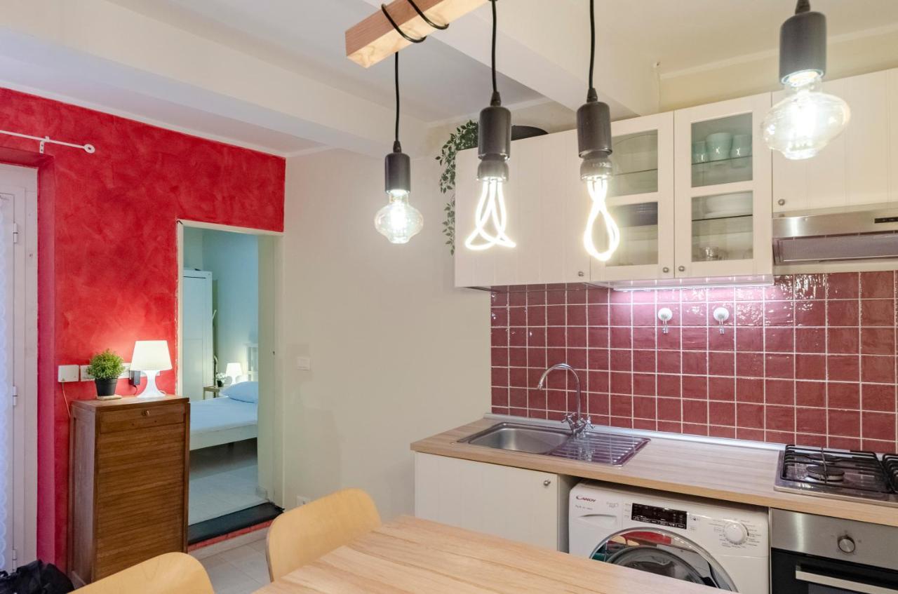 Joivy Cosy Flat In The Centre Apartment Genoa Bagian luar foto