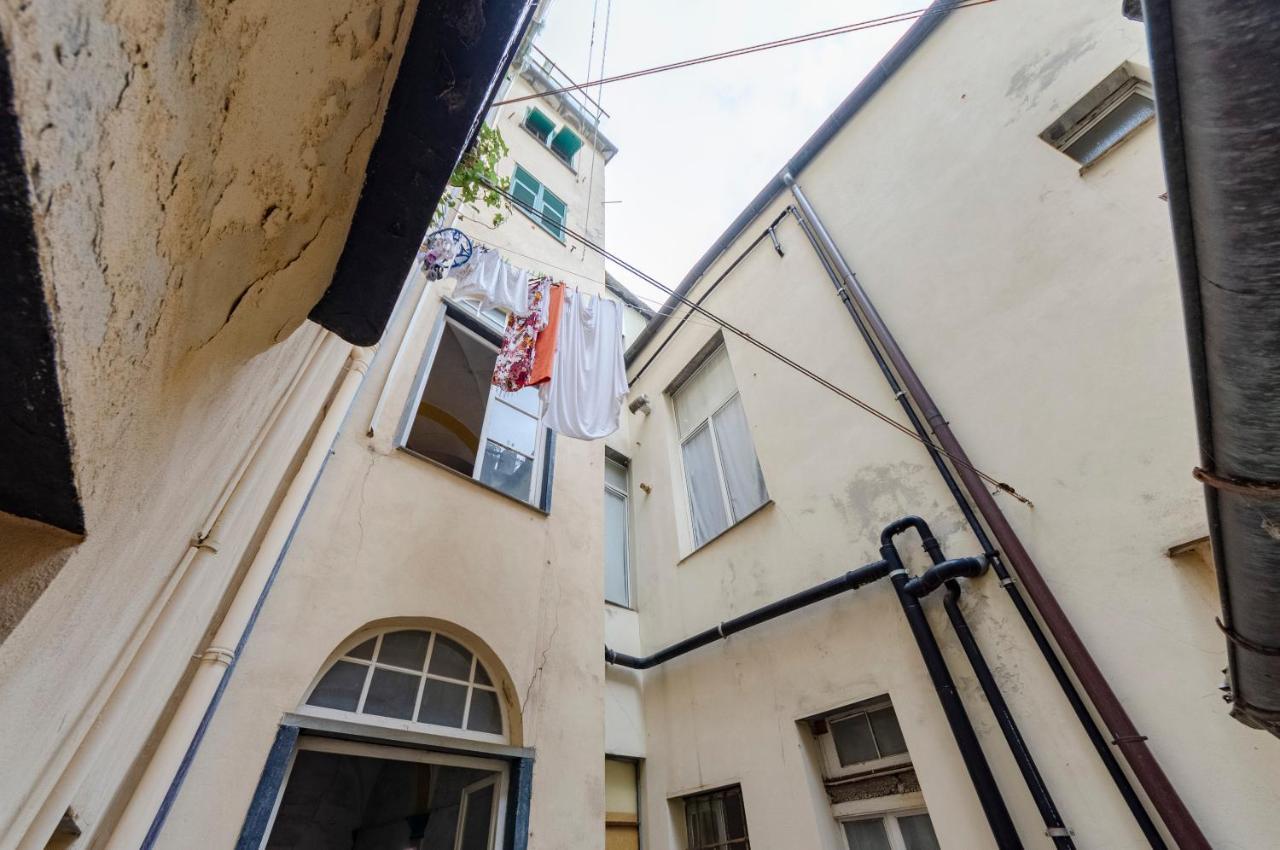 Joivy Cosy Flat In The Centre Apartment Genoa Bagian luar foto