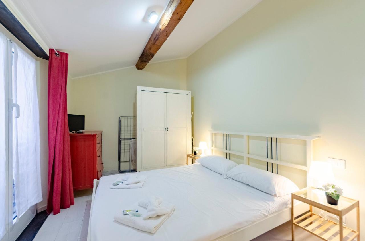 Joivy Cosy Flat In The Centre Apartment Genoa Bagian luar foto